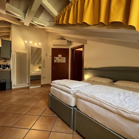 Studio Apartments Baia Azzurra 7 Torbole Sul Garda Εξωτερικό φωτογραφία