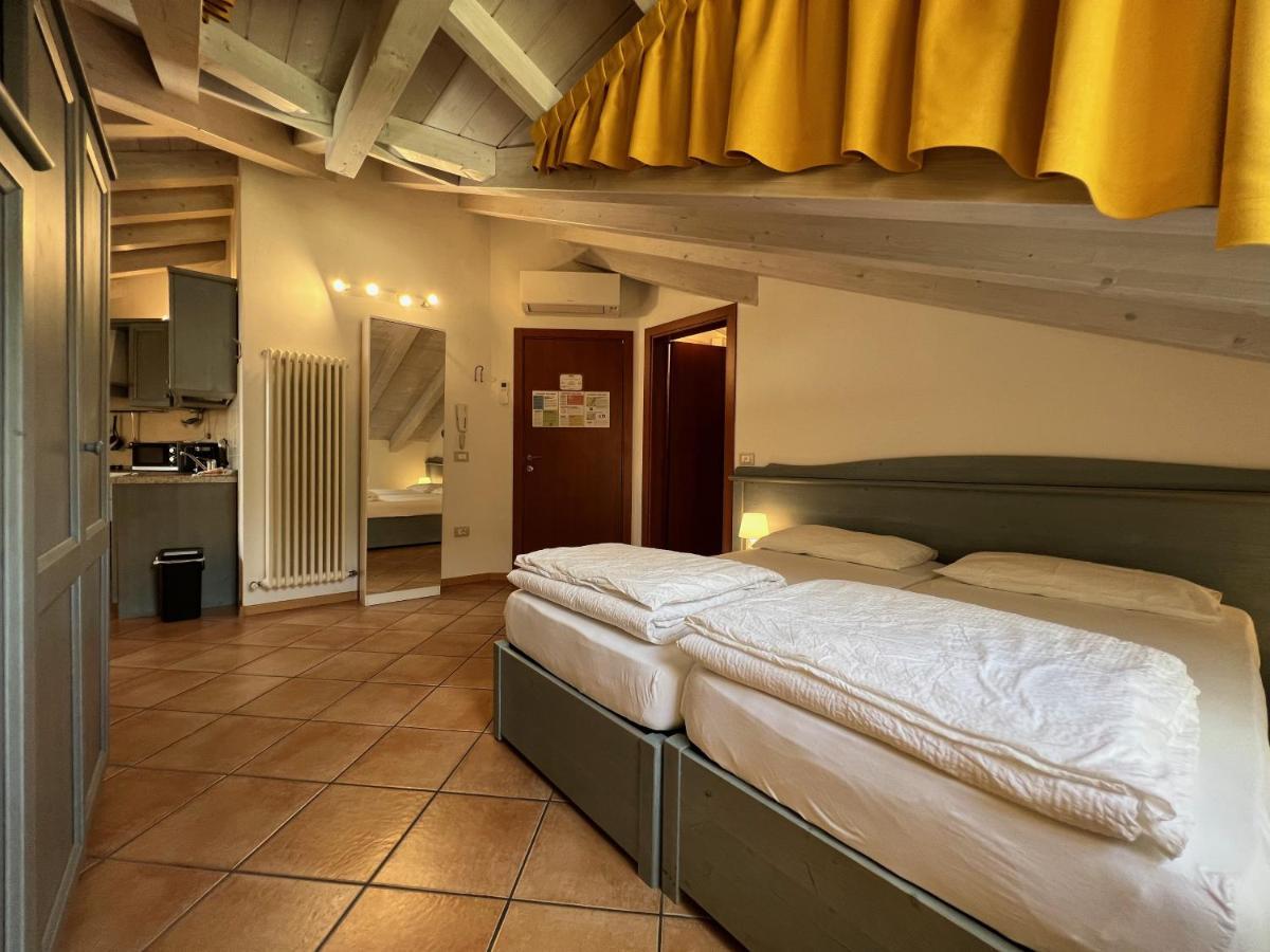 Studio Apartments Baia Azzurra 7 Torbole Sul Garda Εξωτερικό φωτογραφία